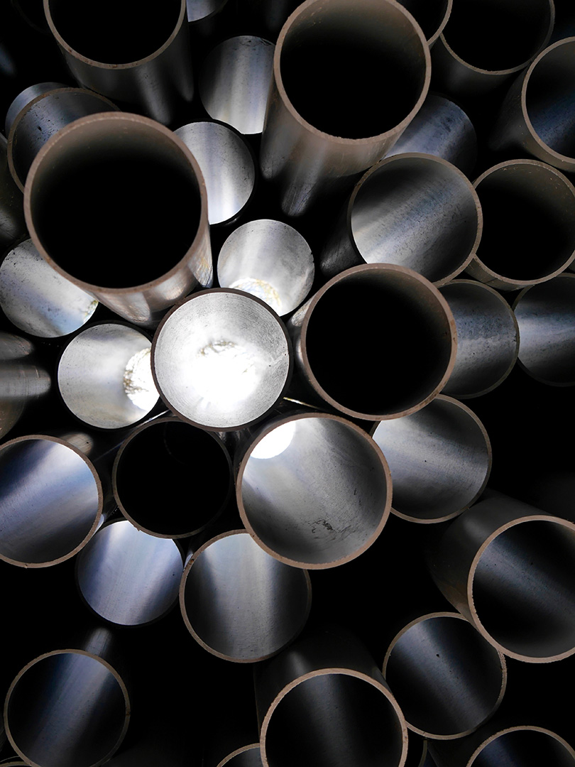Loose Pipes Image